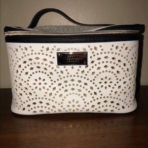 Victoria’s Secret Train Case